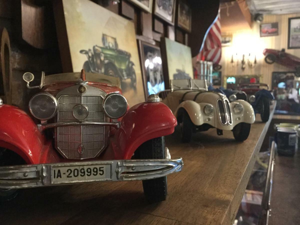 Old'S Car Zimmer & Apartment Vermietung フェルデン・アム・ヴェルターゼー エクステリア 写真