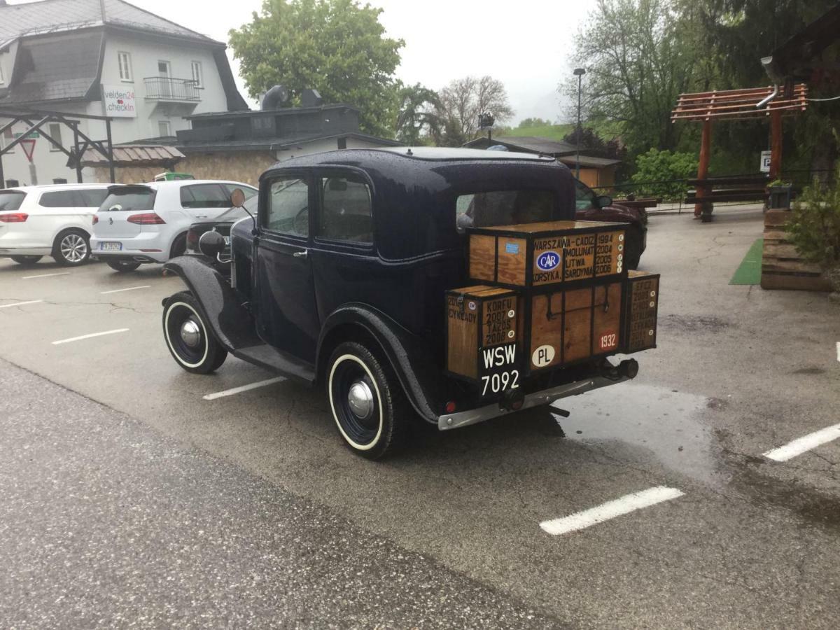 Old'S Car Zimmer & Apartment Vermietung フェルデン・アム・ヴェルターゼー エクステリア 写真